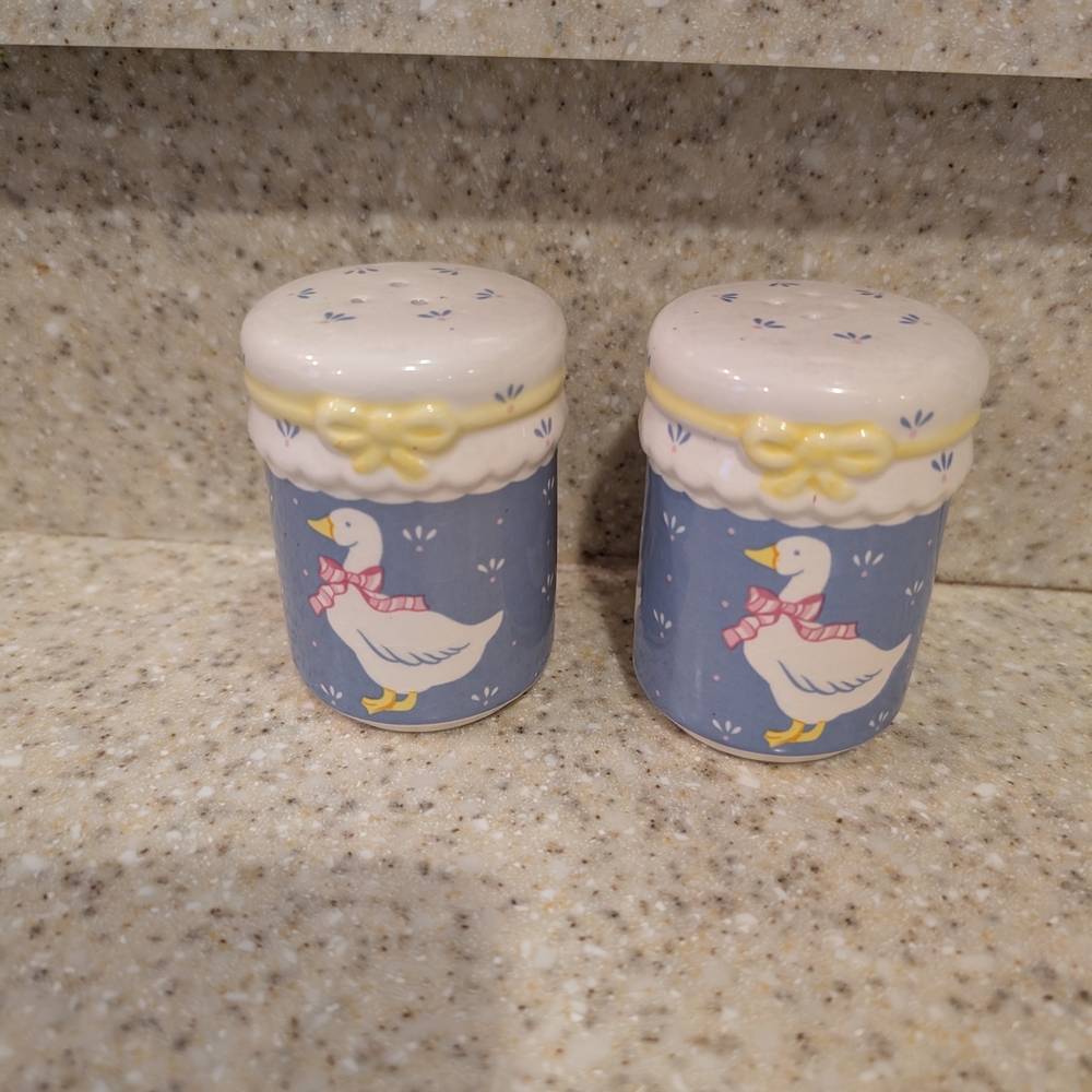 Charming Goose Ceramic Jars - Blue and Yellow